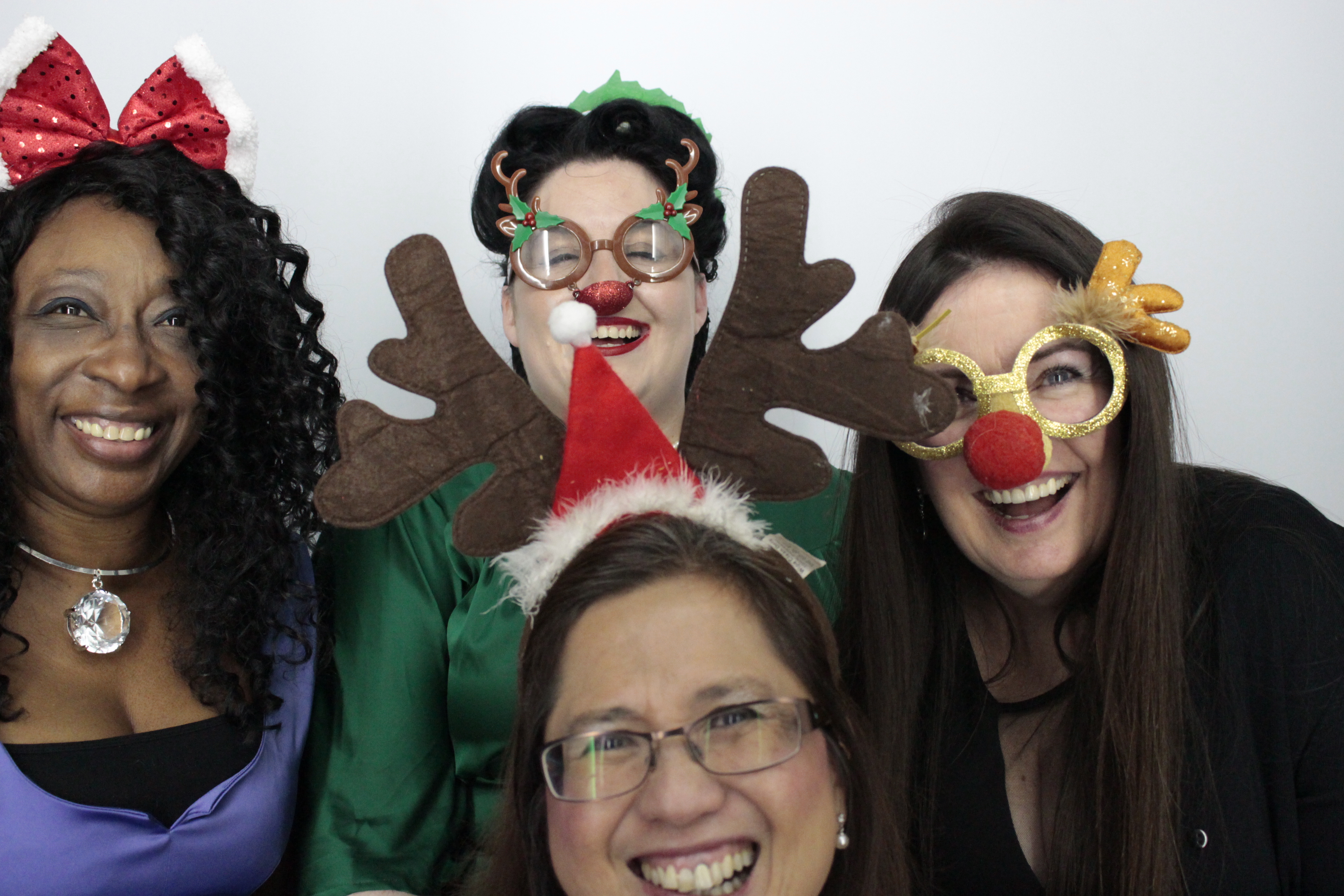 Siemens Christmas Party | View more photos from the event at gallery.myphotoboothexperience.co.uk/u/MyPhotoBoothExperienceLtd/Siemens-Christmas-Party-0